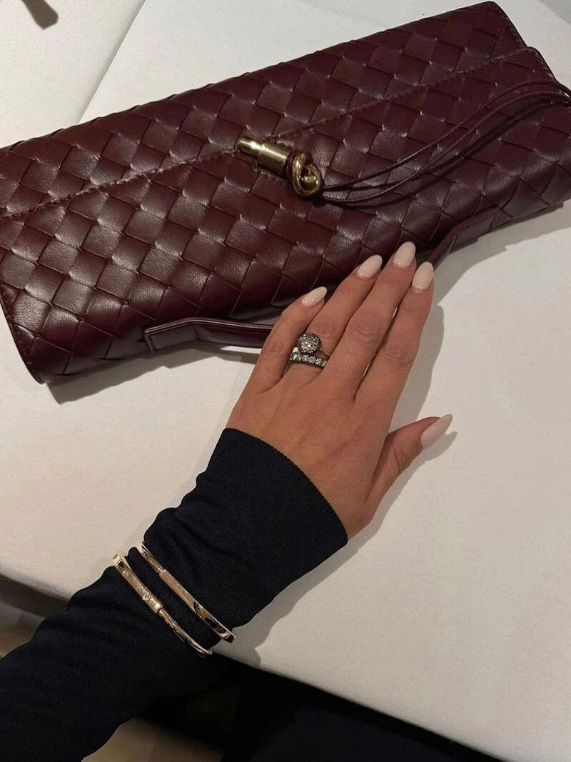 The Amara Shoulder Bag